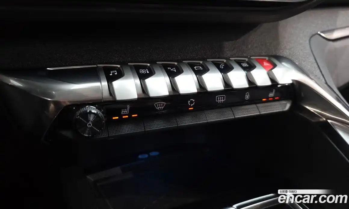 Peugeot 5008 2022 1.2 автомат (гидро), фото 23
