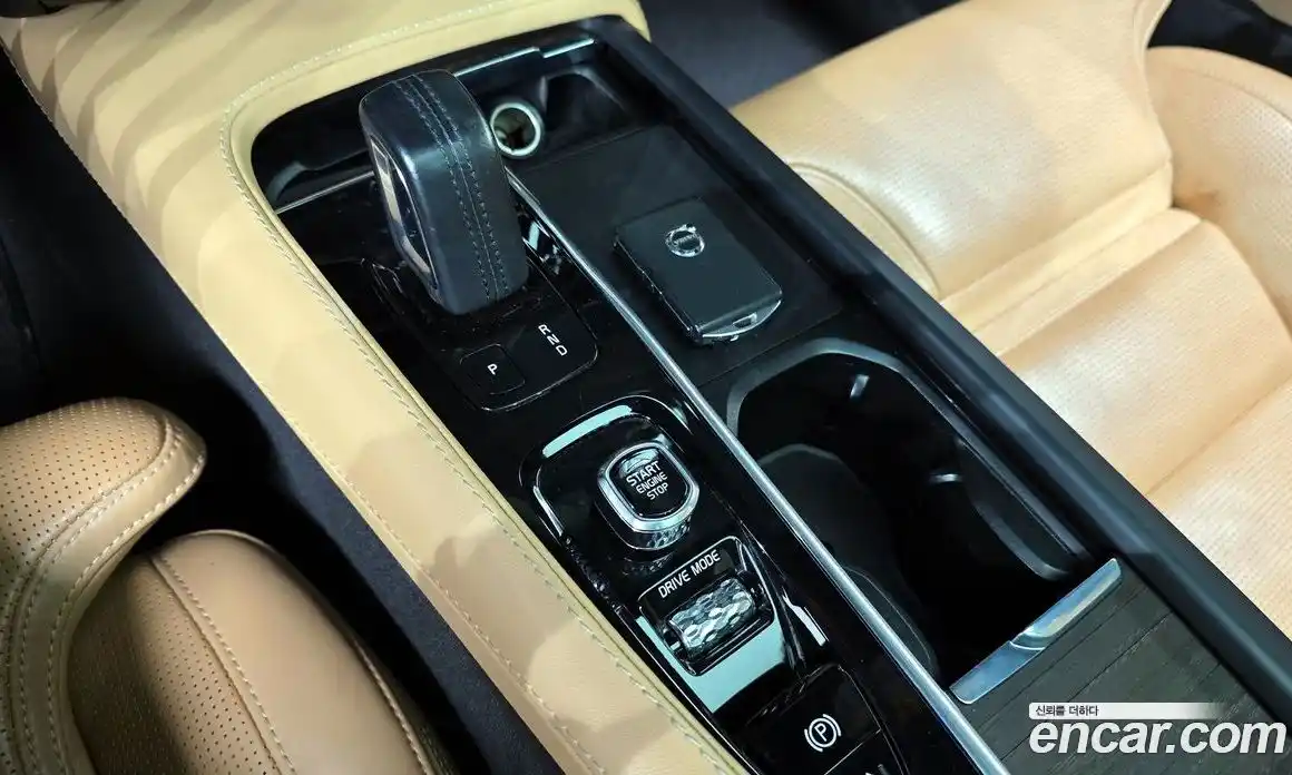 Volvo V90 2021 2.0 автомат (гидро), фото 12