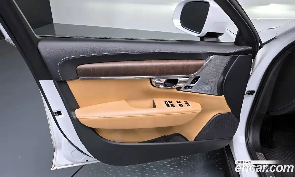 Volvo V90 2021 2.0 автомат (гидро), фото 14