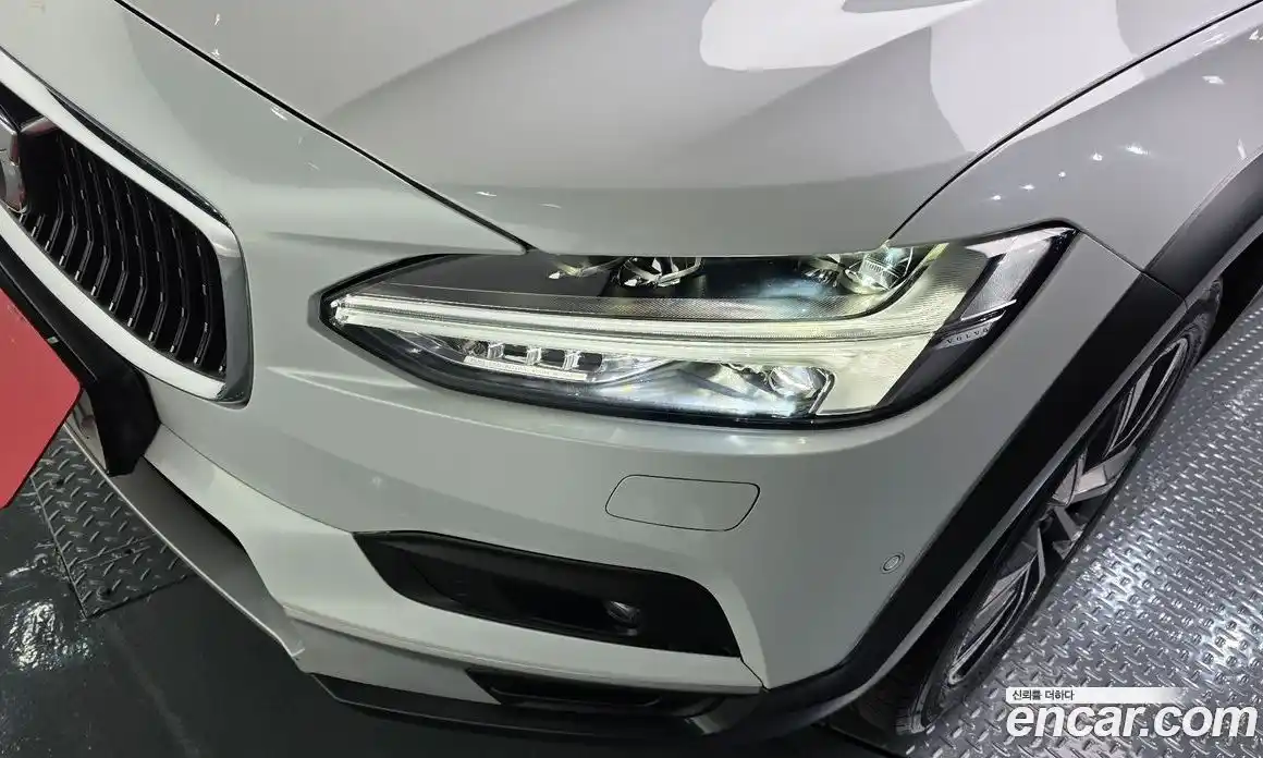 Volvo V90 2021 2.0 автомат (гидро), фото 8