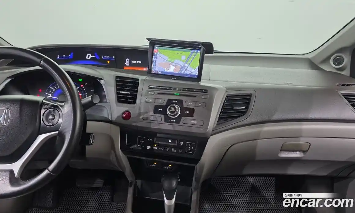 Honda Civic 2012 1.8 автомат (гидро), фото 19