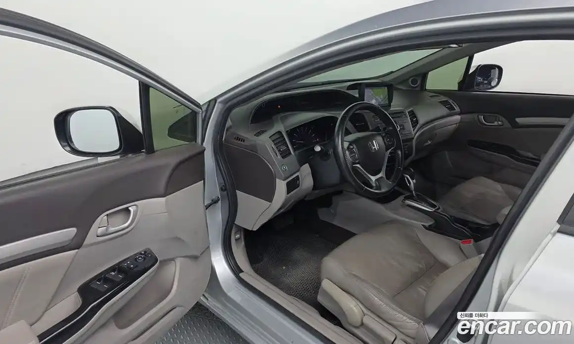 Honda Civic 2012 1.8 автомат (гидро), фото 10