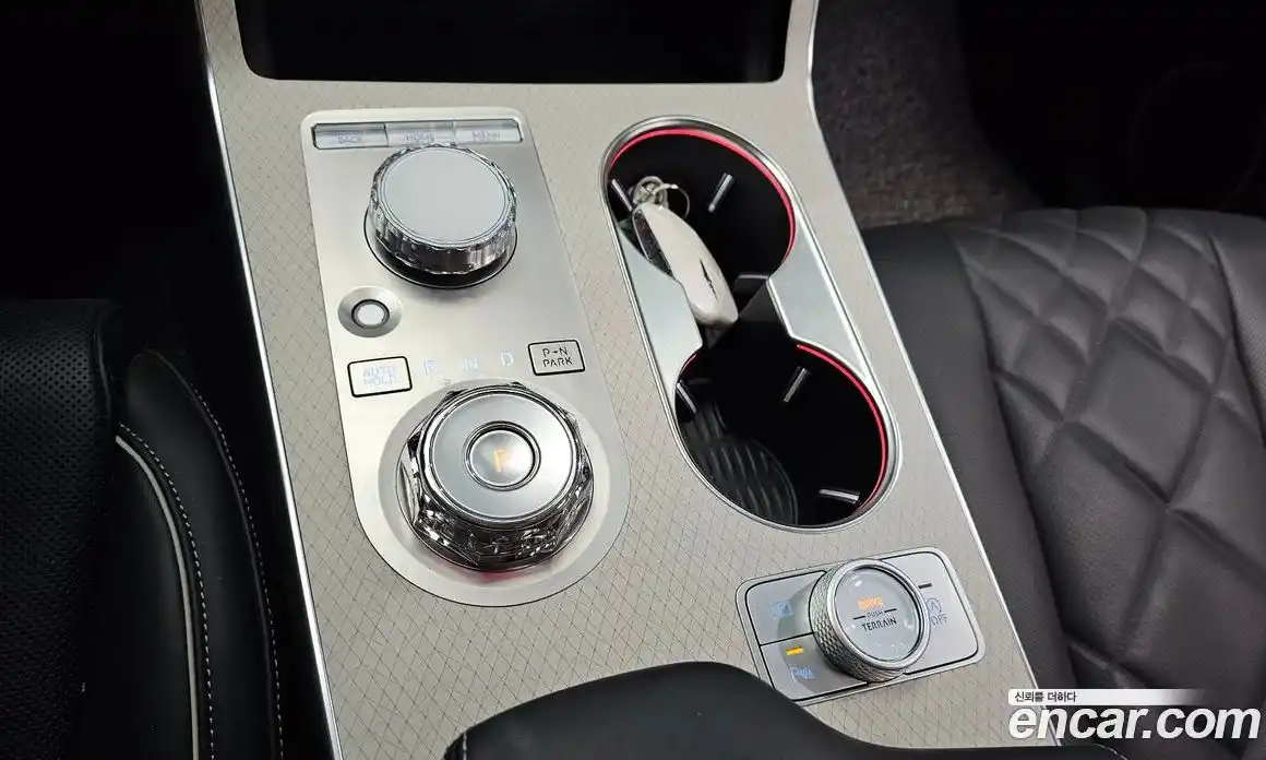 Genesis GV80 2024 2.5 гидро, фото 11