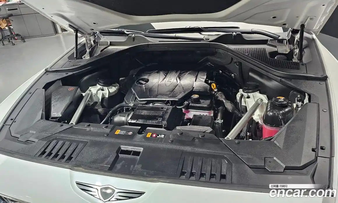 Genesis GV80 2024 2.5 гидро, фото 5