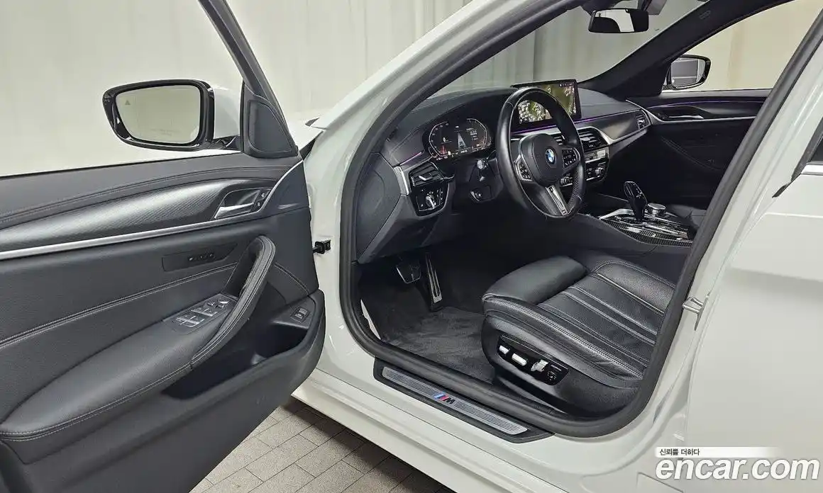 BMW 5-Series 2022 2.0 гидро, фото 13