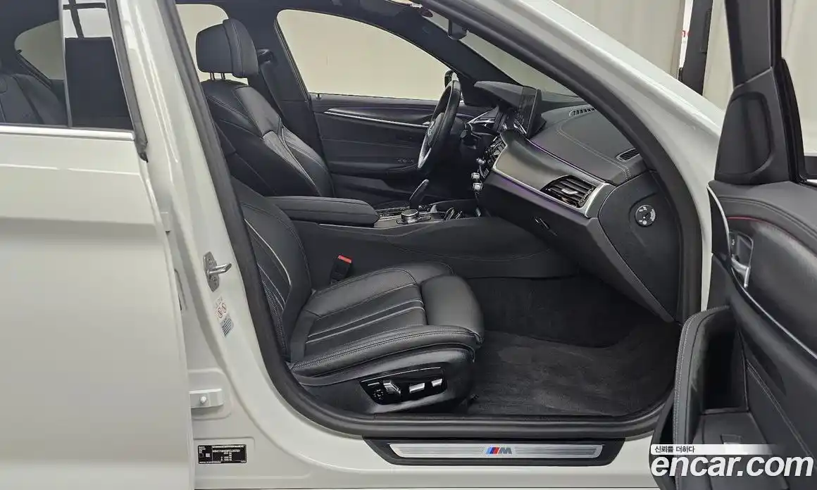 BMW 5-Series 2022 2.0 гидро, фото 17