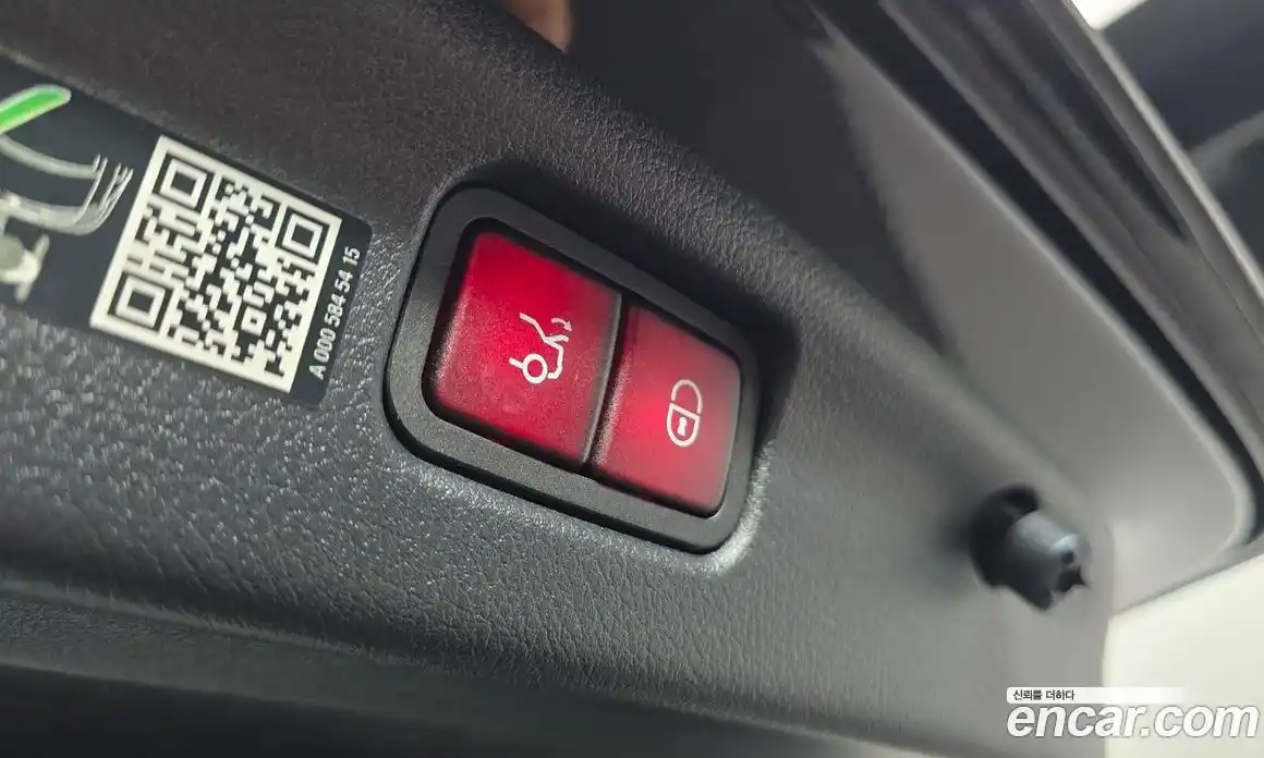 Mercedes-Benz C-Class 2024 2.0 гидро, фото 20