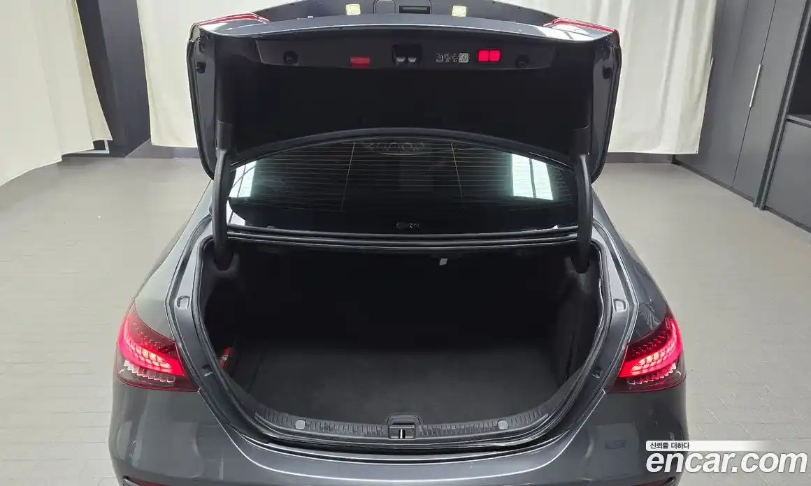 Mercedes-Benz E-Class 2023 2.0 автомат (гидро), фото 20