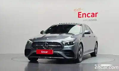 Mercedes-Benz E-Class 2023 2.0 автомат (гидро), миниатюра 3