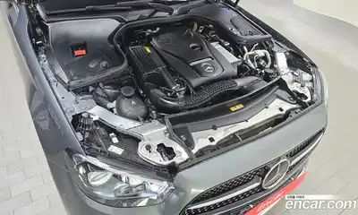 Mercedes-Benz E-Class 2023 2.0 автомат (гидро), миниатюра 6