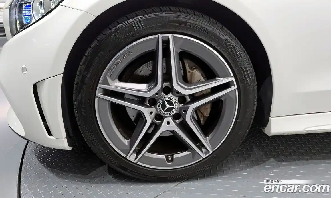 Mercedes-Benz C-Class 2020 2.0 гидро, фото 5