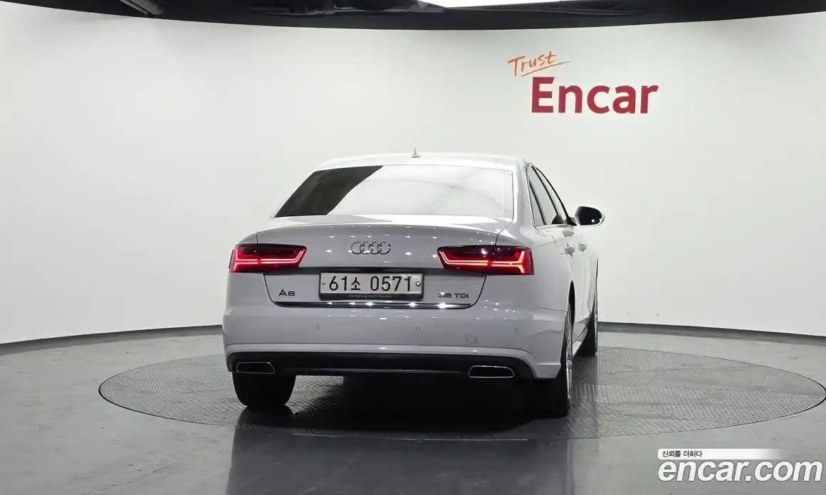 Audi A6 2016 2.0 автомат (гидро), фото 4