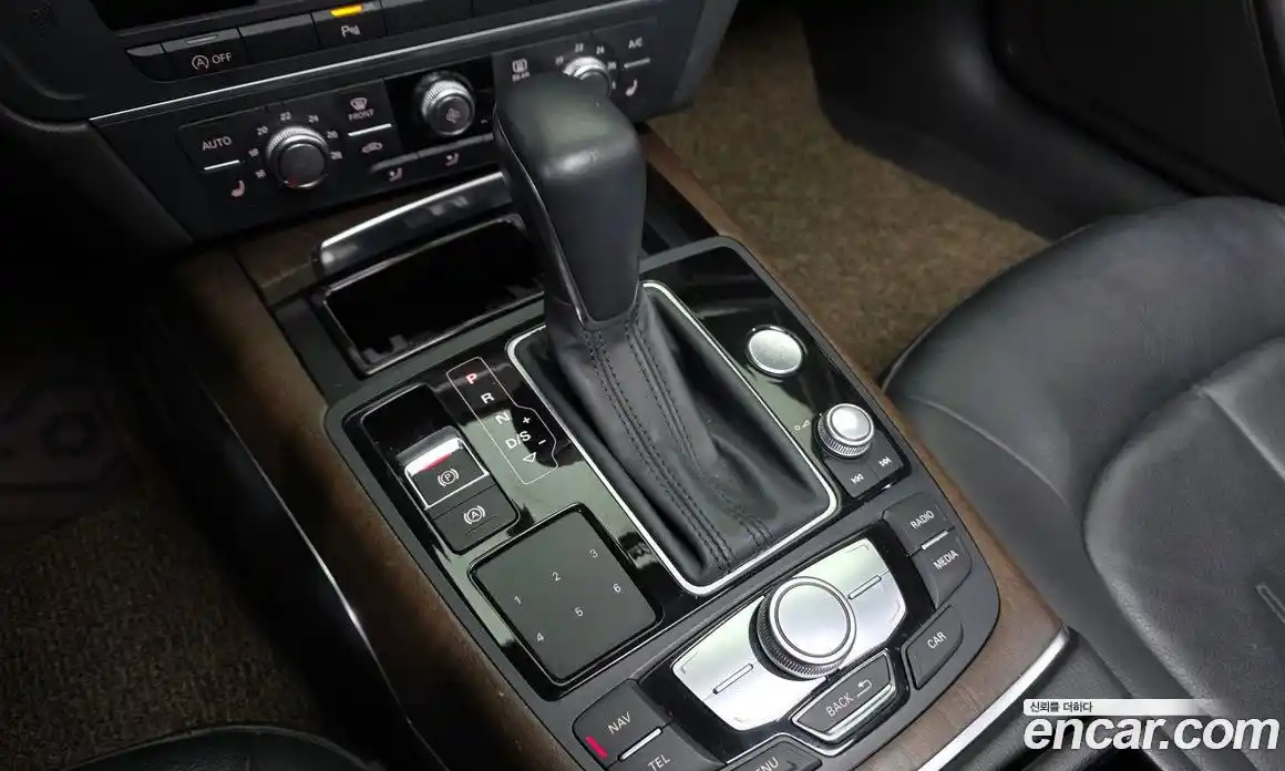 Audi A6 2016 2.0 автомат (гидро), фото 9
