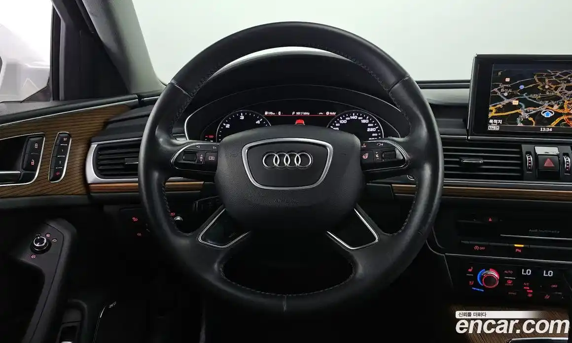 Audi A6 2016 3.0 автомат (гидро), фото 13
