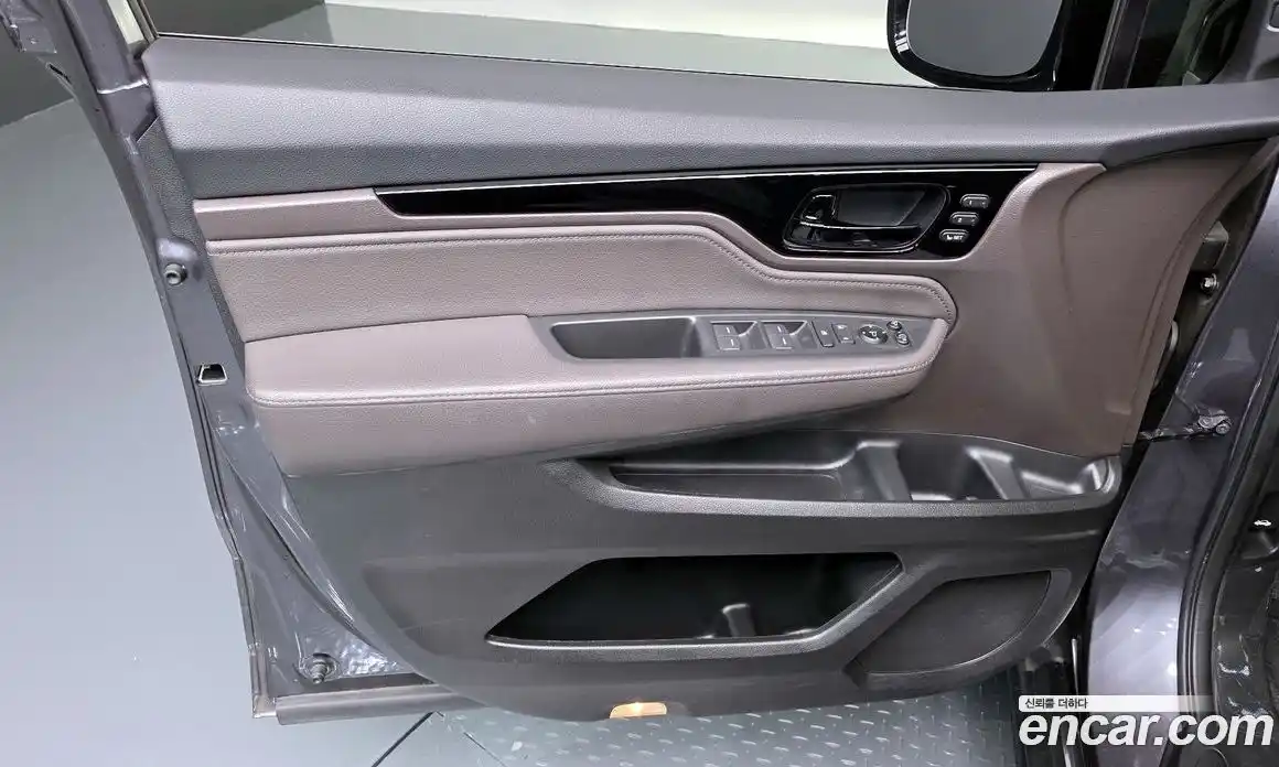 Honda Odyssey 2018 3.5 автомат (гидро), фото 14