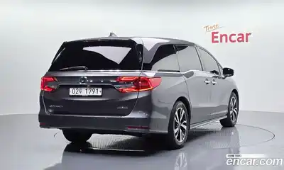 Honda Odyssey 2018 3.5 автомат (гидро), миниатюра 2