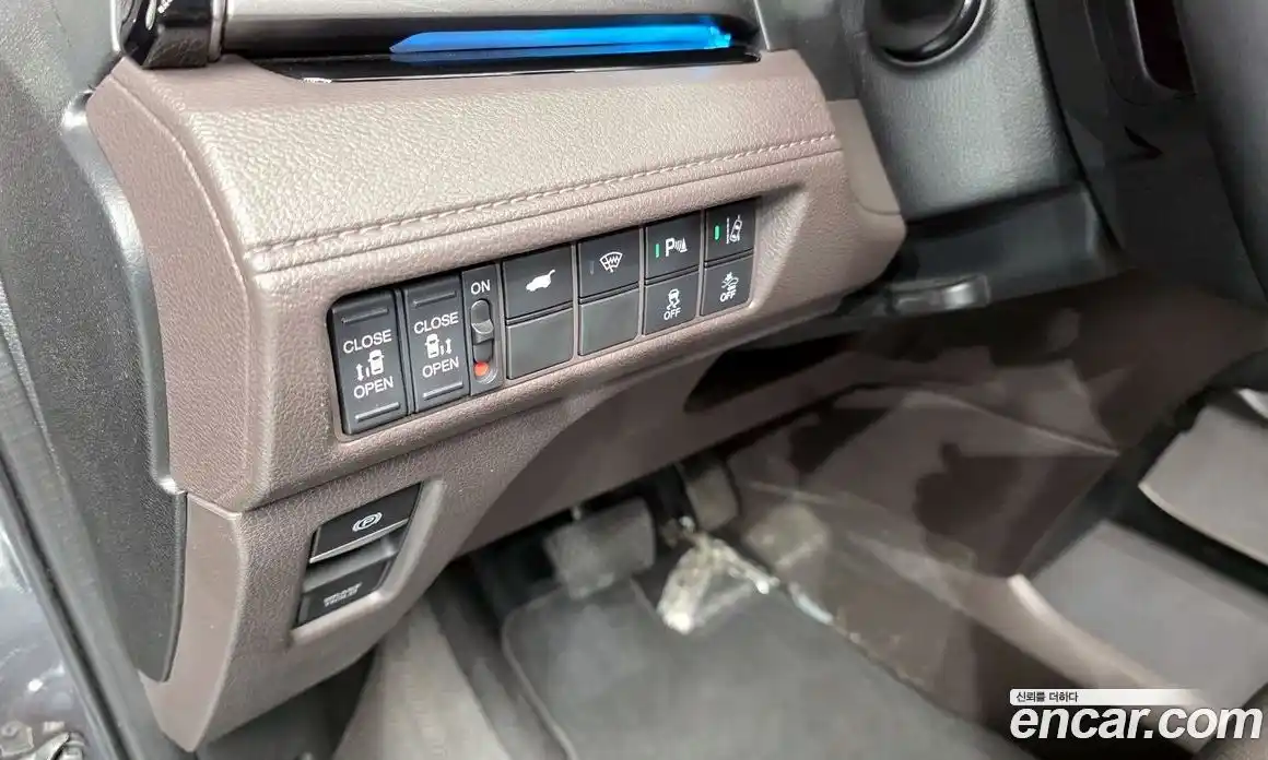 Honda Odyssey 2018 3.5 автомат (гидро), фото 23