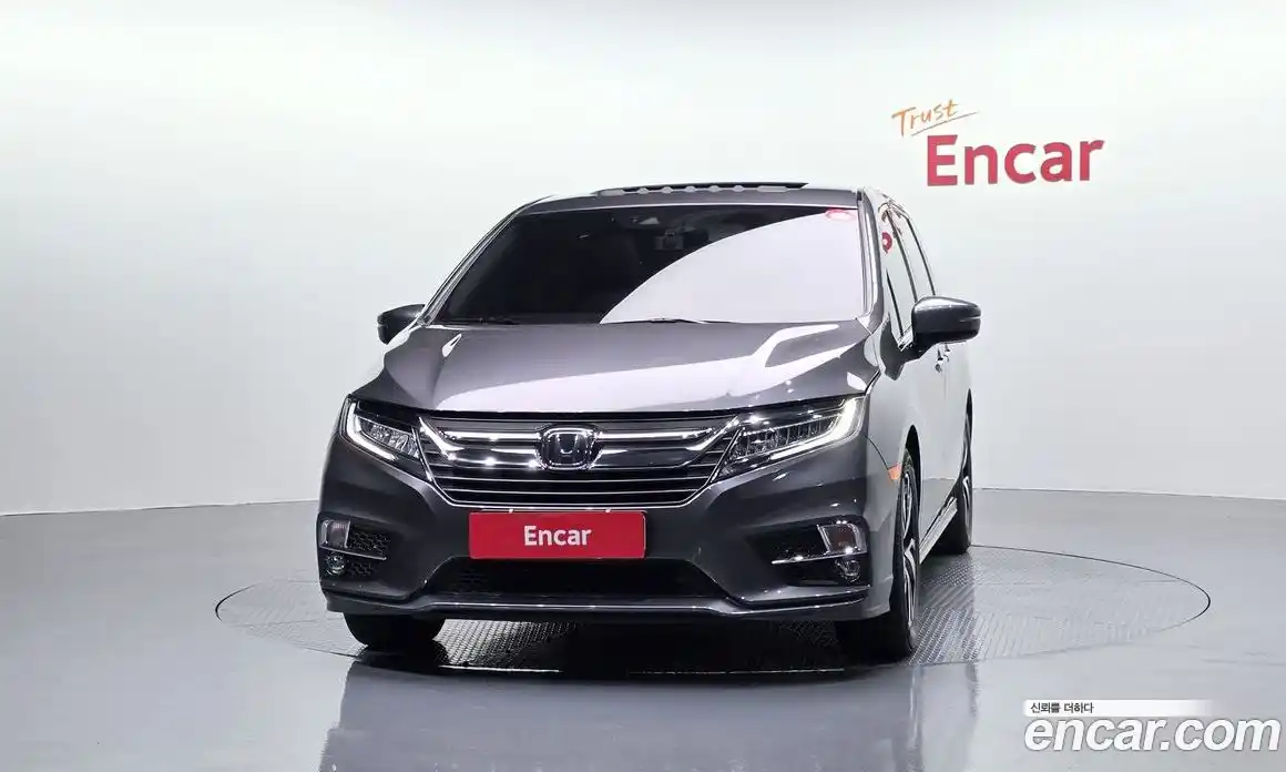 Honda Odyssey 2018 3.5 автомат (гидро), фото 3