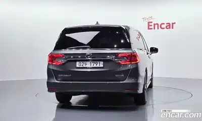 Honda Odyssey 2018 3.5 автомат (гидро), миниатюра 4
