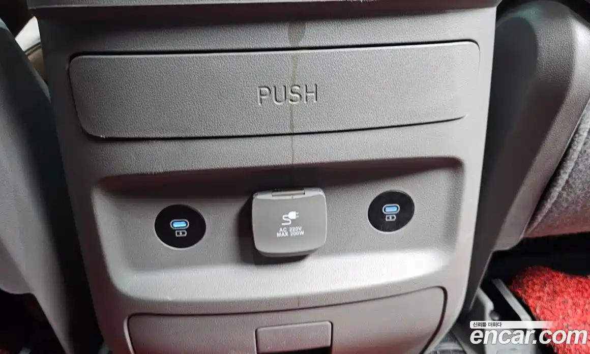Hyundai Staria 2025 1.6 гидро, фото 31