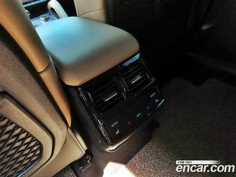 Renault Grand Koleos 2025 1.5 гидро, фото 16