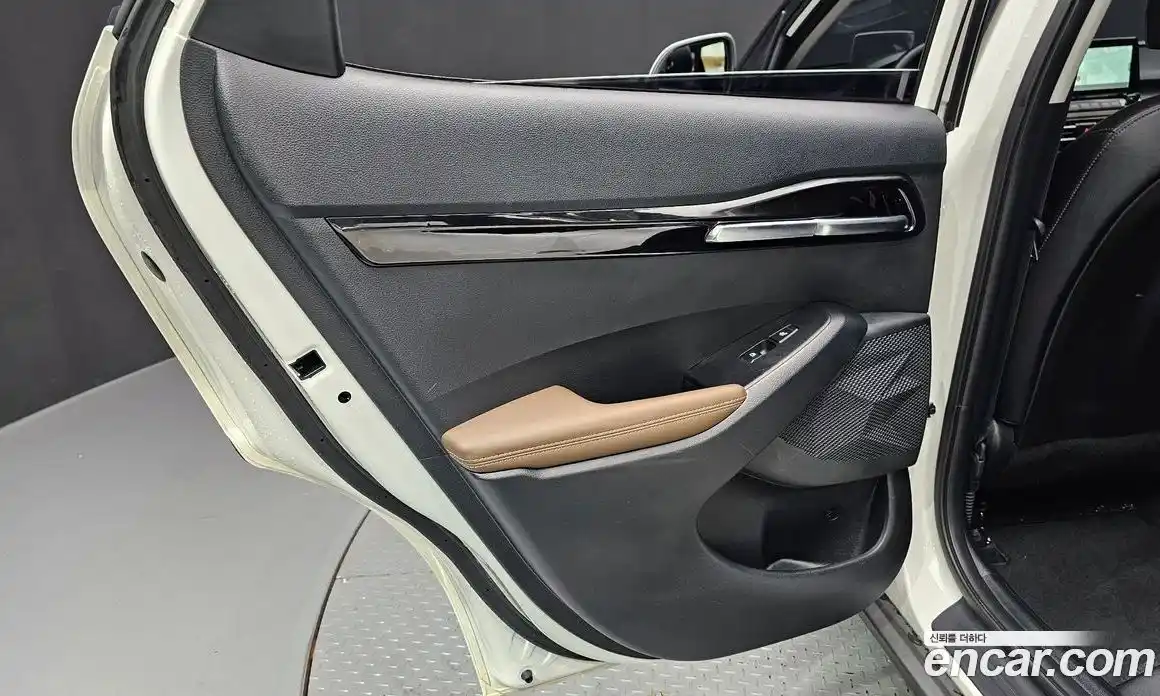 Kia Seltos 2022 1.6 гидро, фото 15