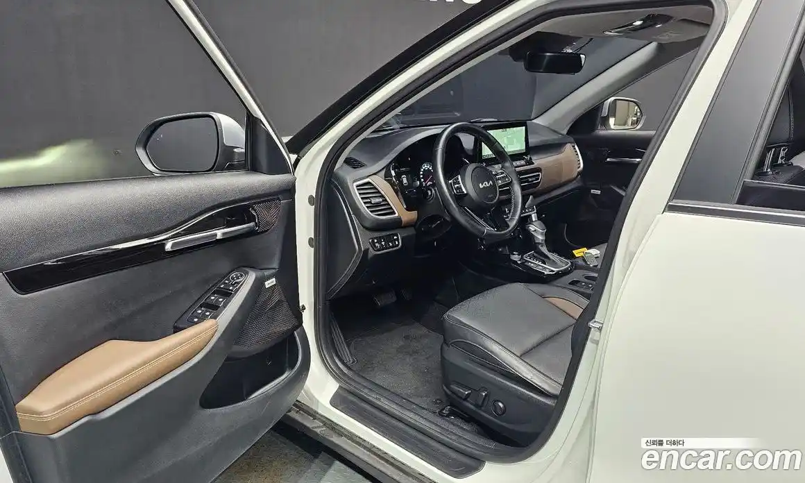 Kia Seltos 2022 1.6 гидро, фото 16