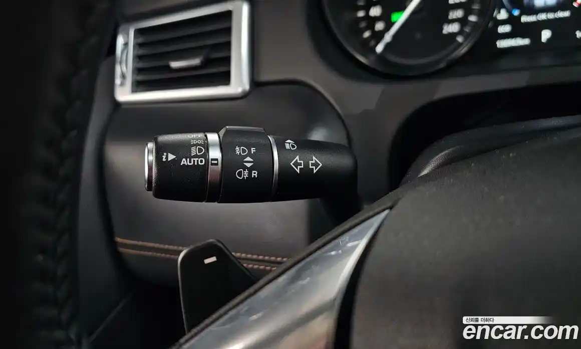 Land Rover Discovery Sport 2017 2.0 автомат (гидро), фото 29