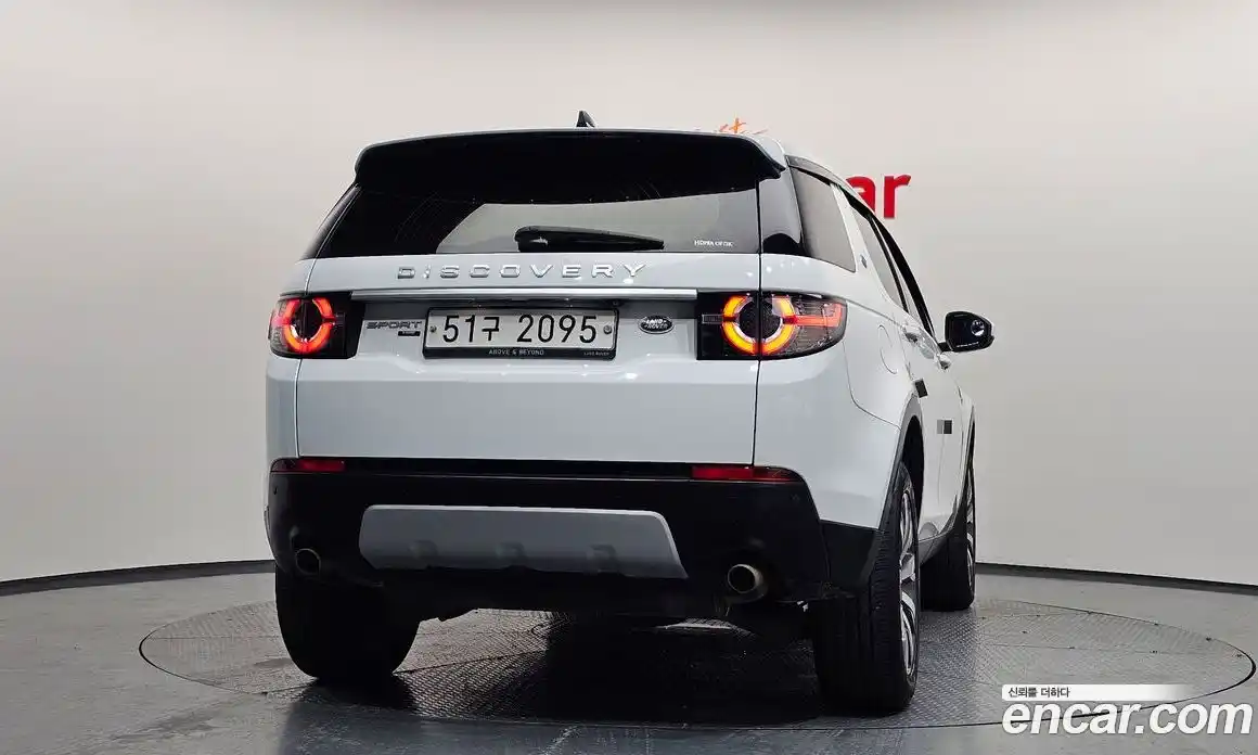 Land Rover Discovery Sport 2017 2.0 автомат (гидро), фото 4