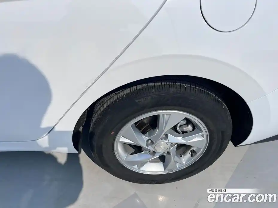 Hyundai Avante 2021 1.6 гидро, фото 16