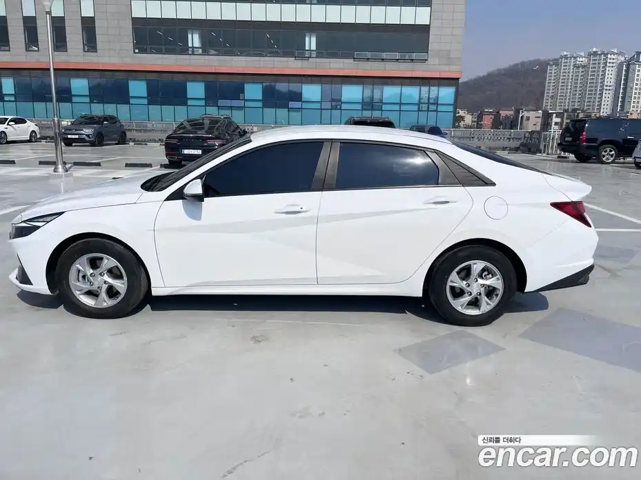 Hyundai Avante 2021 1.6 гидро, фото 3