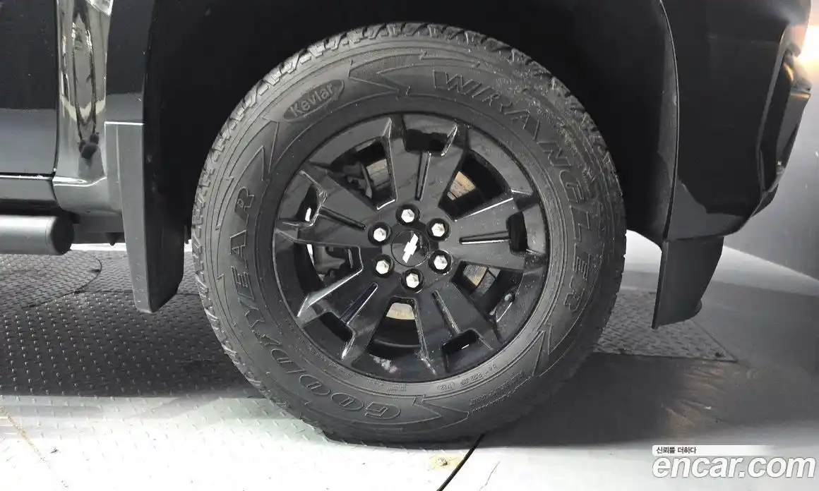 Chevrolet Colorado 2022 3.6 гидро, фото 7