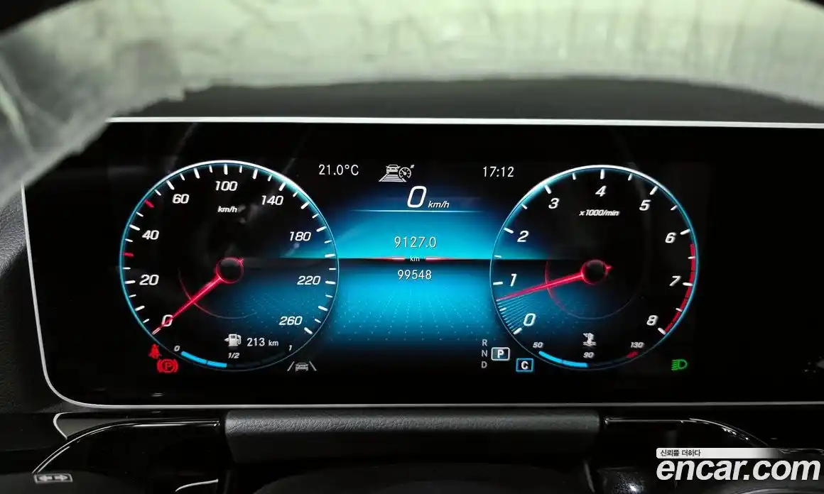 Mercedes-Benz GLA-Class 2020 2.0 гидро, фото 11