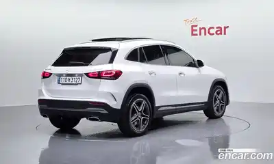 Mercedes-Benz GLA-Class 2020 2.0 гидро, миниатюра 2