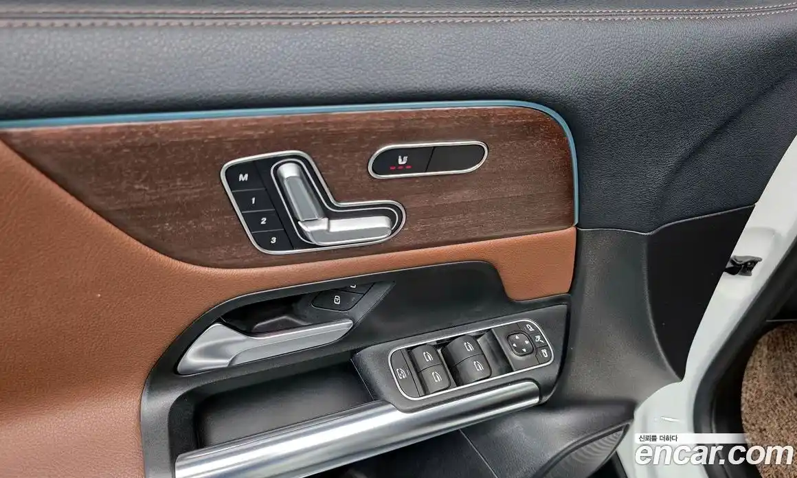 Mercedes-Benz GLA-Class 2020 2.0 гидро, фото 27