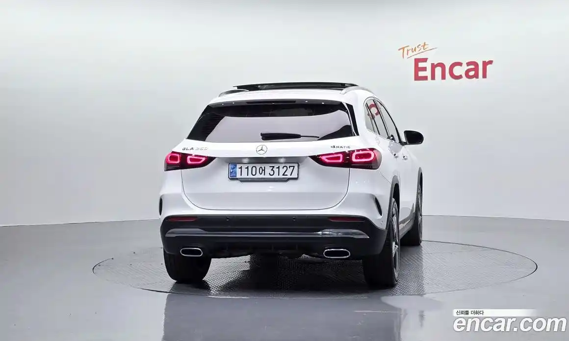 Mercedes-Benz GLA-Class 2020 2.0 гидро, фото 4