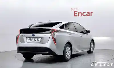 Toyota Prius 2018 1.8 гидро, миниатюра 2