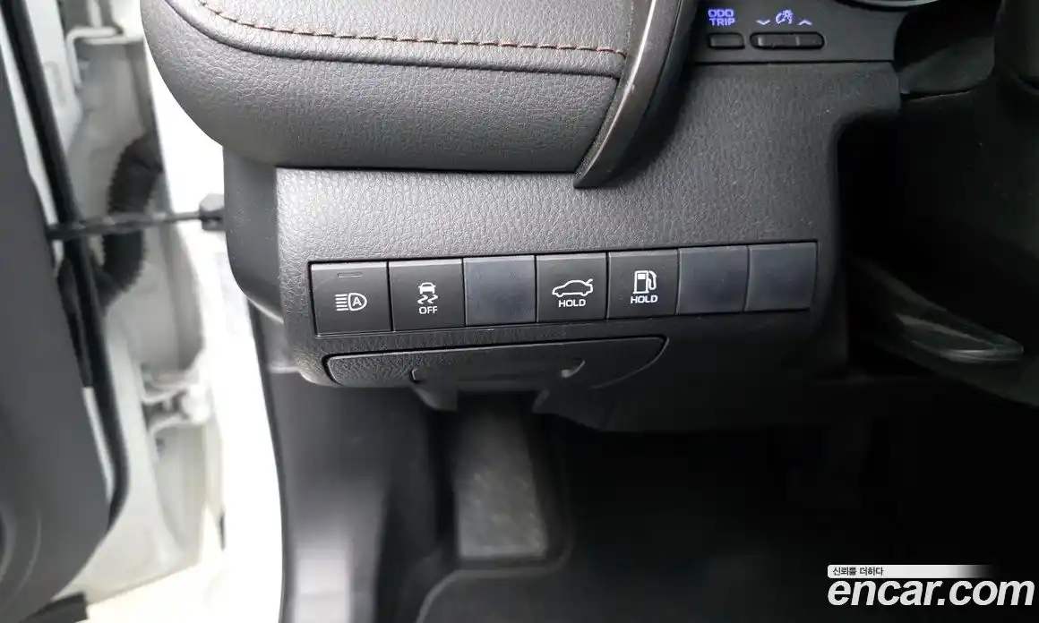 Toyota Camry 2019 2.5 гидро, фото 18