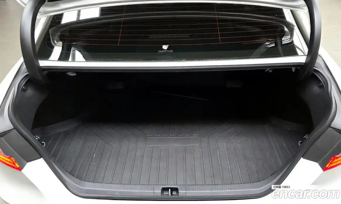 Toyota Camry 2019 2.5 гидро, фото 20
