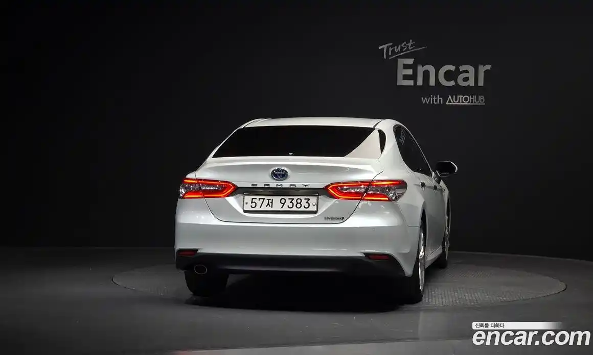 Toyota Camry 2019 2.5 гидро, фото 4