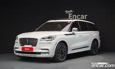 Lincoln Aviator