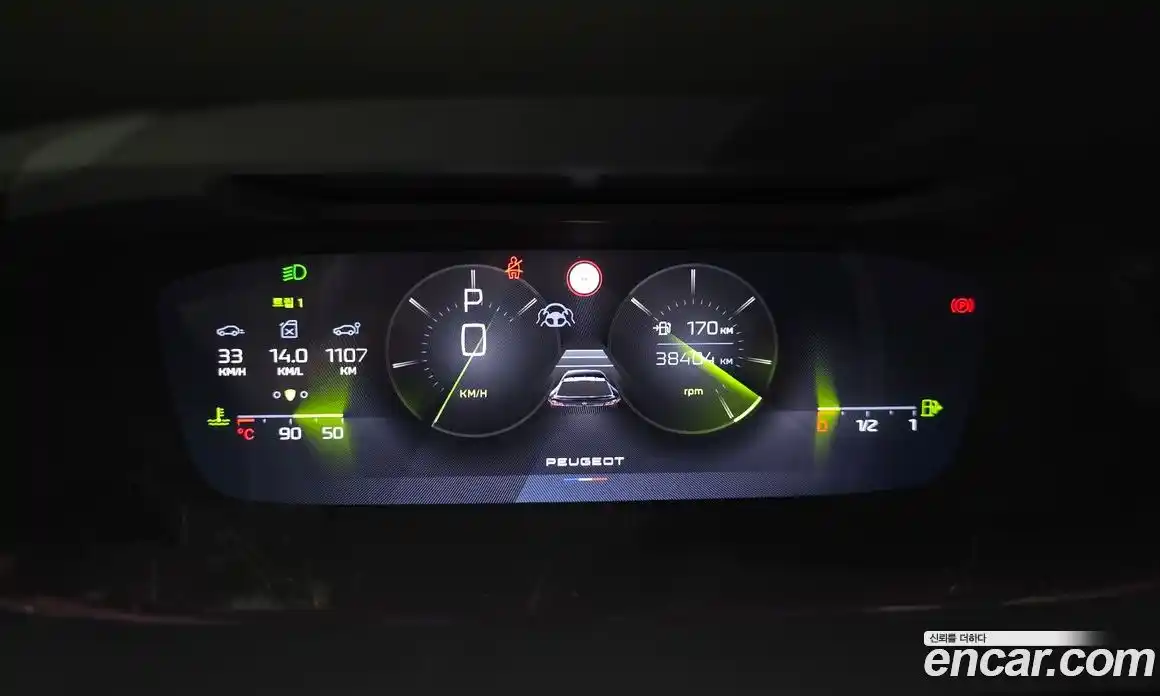 Peugeot 408 2023 1.2 автомат (гидро), фото 11
