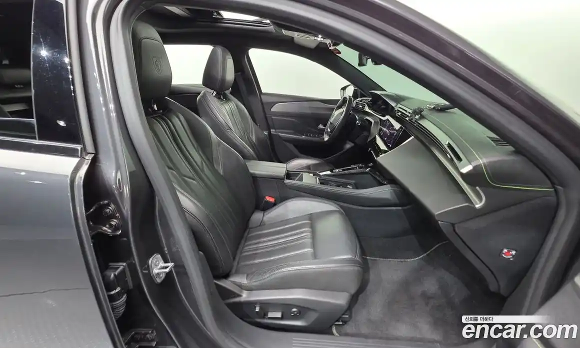 Peugeot 408 2023 1.2 автомат (гидро), фото 16