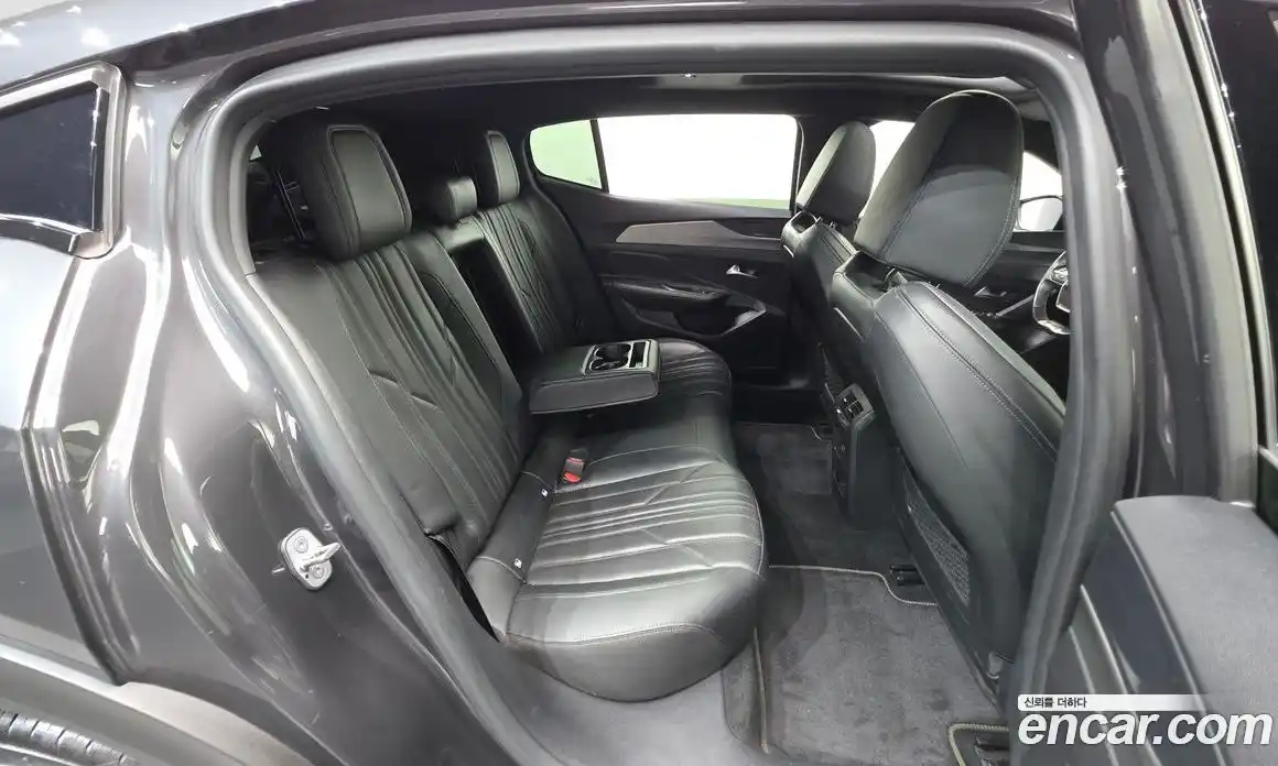 Peugeot 408 2023 1.2 автомат (гидро), фото 24