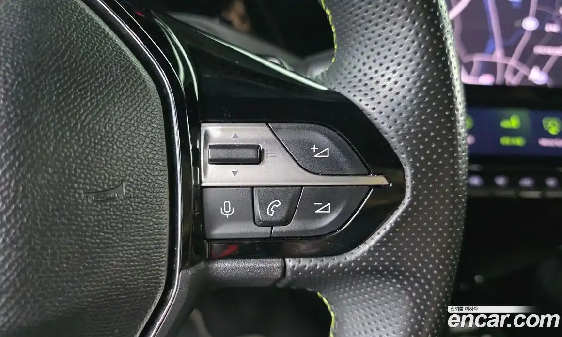 Peugeot 408 2023 1.2 автомат (гидро), фото 28