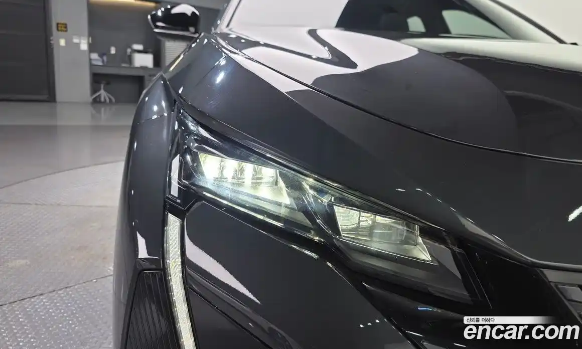 Peugeot 408 2023 1.2 автомат (гидро), фото 8