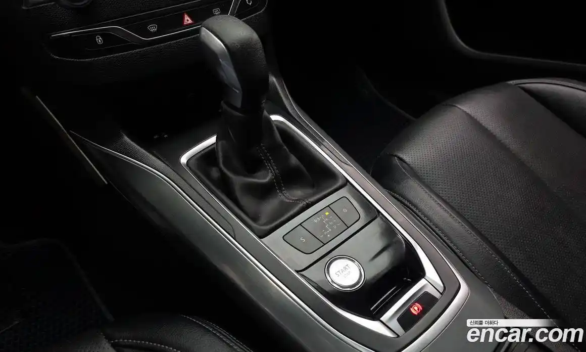Peugeot 308 2014 2.0 автомат (гидро), фото 9