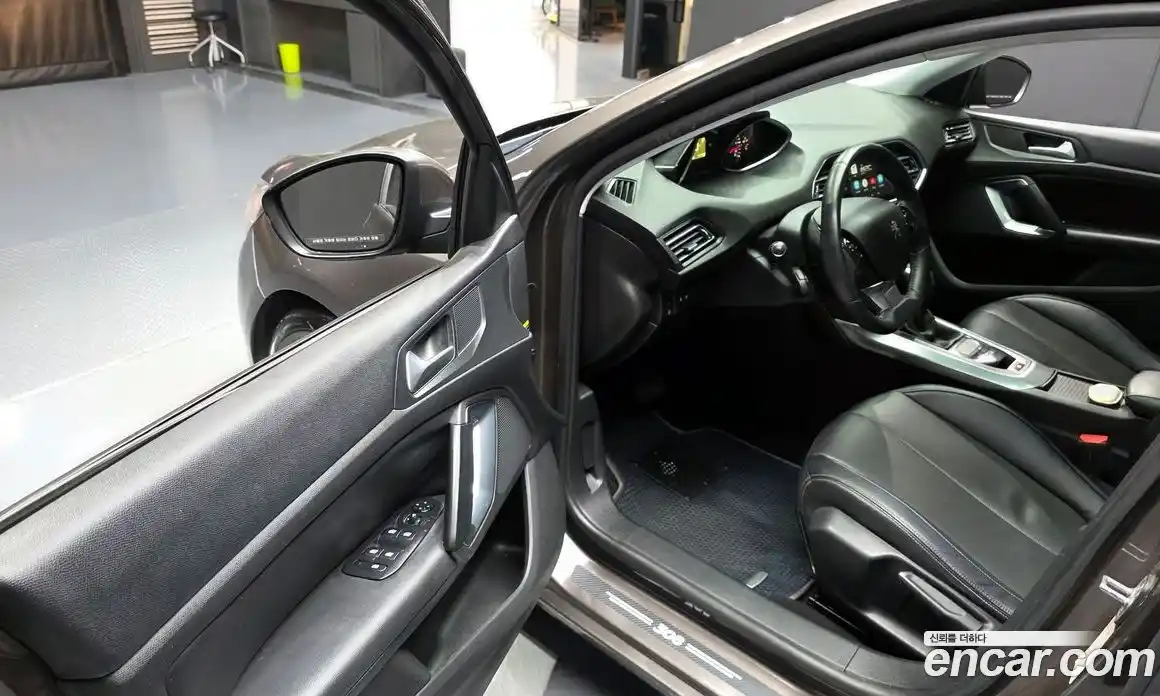Peugeot 308 2014 2.0 автомат (гидро), фото 10