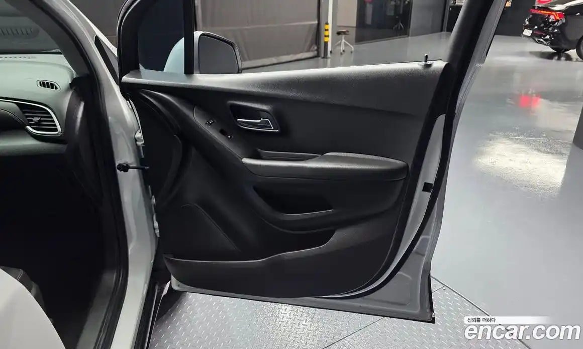 Chevrolet Trax 2017 1.4 гидро, фото 14