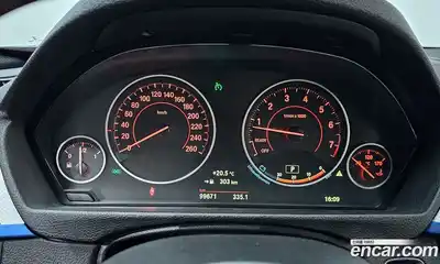 BMW 3-Series 2018 2.0 гидро, миниатюра 11